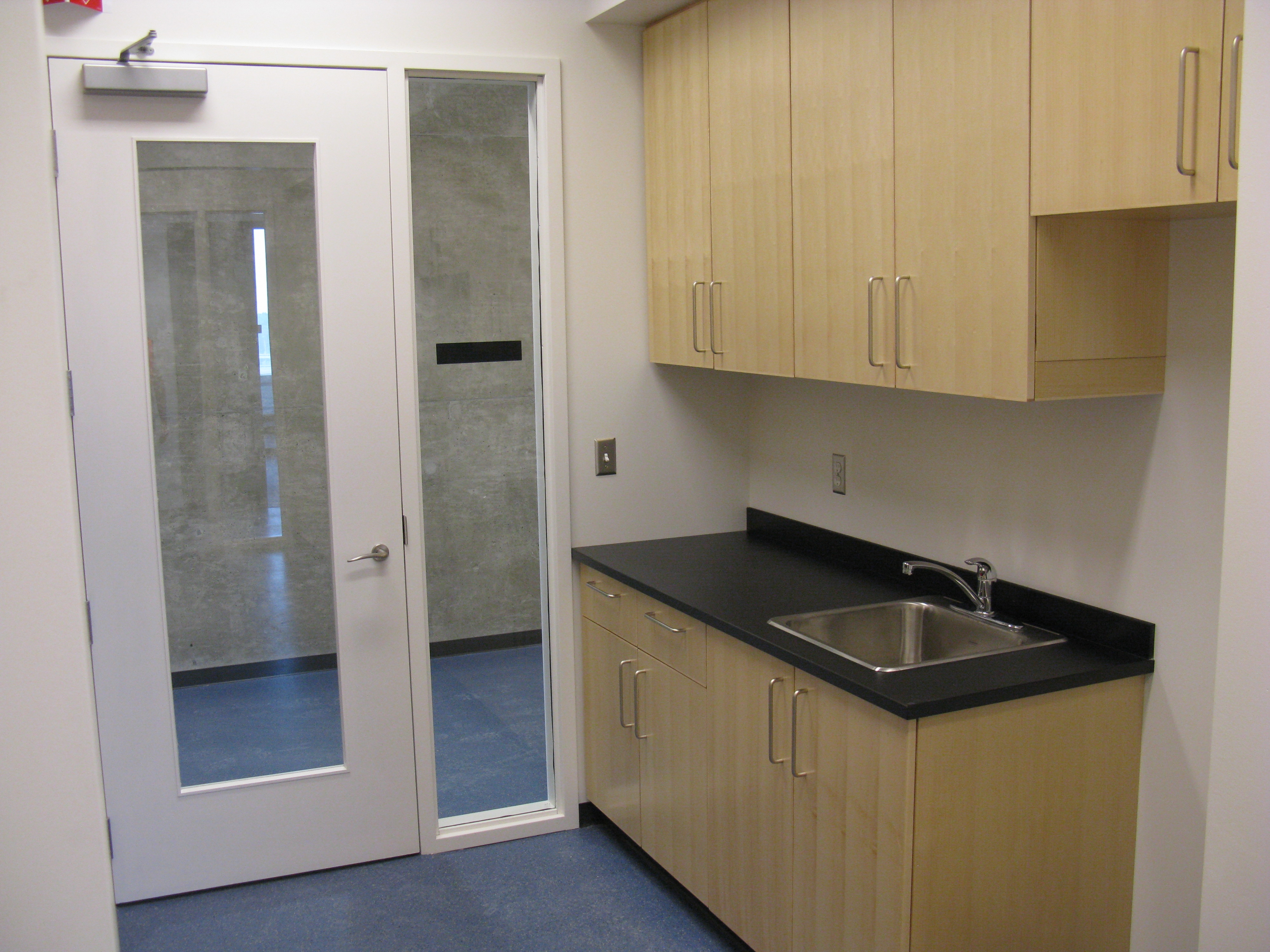 kitchen_area_fifth_floor.jpg